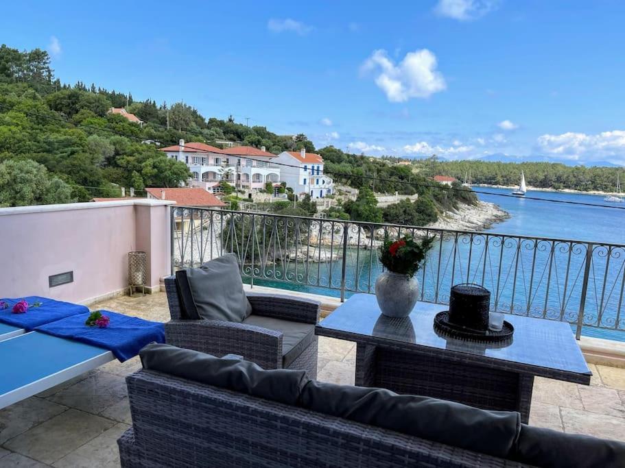 Paradise House Apart3, 5Min Walking Distance To Fiskardo Center المظهر الخارجي الصورة