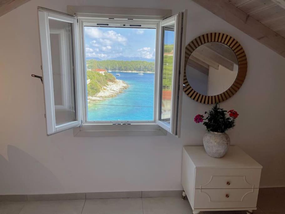 Paradise House Apart3, 5Min Walking Distance To Fiskardo Center المظهر الخارجي الصورة